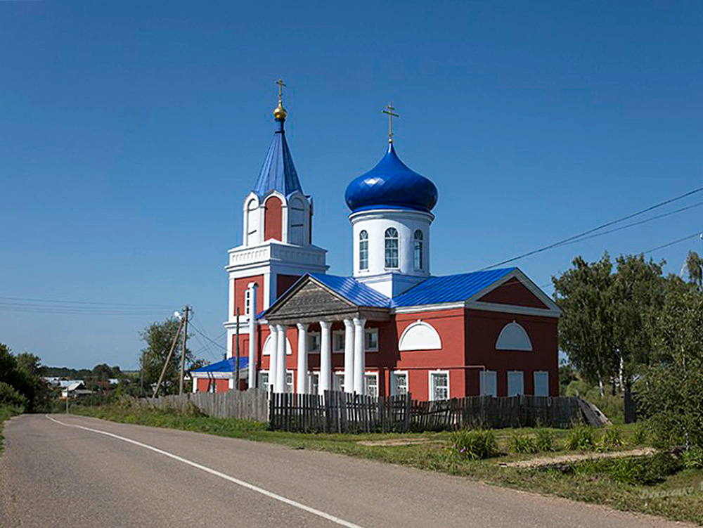 Паны село. Круглые паны Дивеевский район храмы. Село круглые паны Дивеевского района. Храм Казанской иконы Божией матери Нижегородская область. Церковь село Ивановское Дивеевский район Нижегородская область.