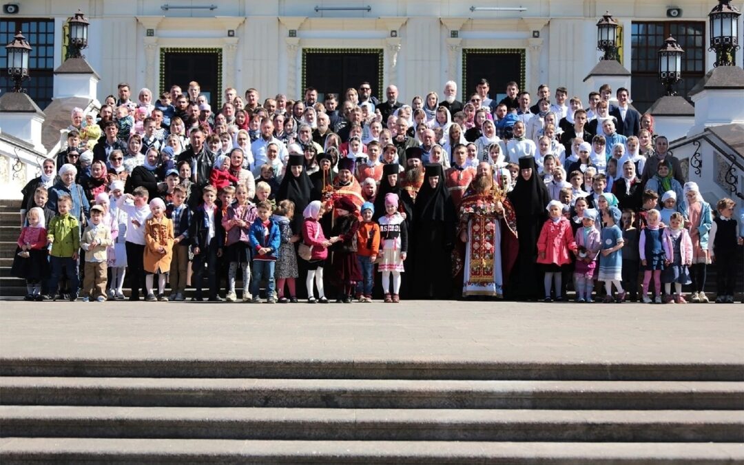 Подарки в праздник Антипасхи